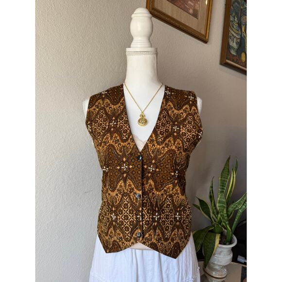 Beaded Vest - Picture 2 of 4
